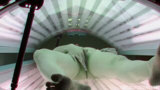 Slow Snatch Masturbation in Solarium Tube