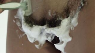 Erotic bushy beaver shaving & fingering