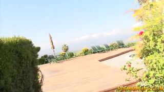 Bukkake bitch Kaiya Lynn gets a cum facial