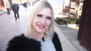 Kitty, 28 years old, banker in Monaco!