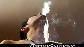 Hardcore smokers Jayden Taylor & Kayden Daniels swap blowjobs in a smoky room