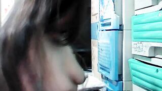 Stunning COUGAR Shows off Big Boobies